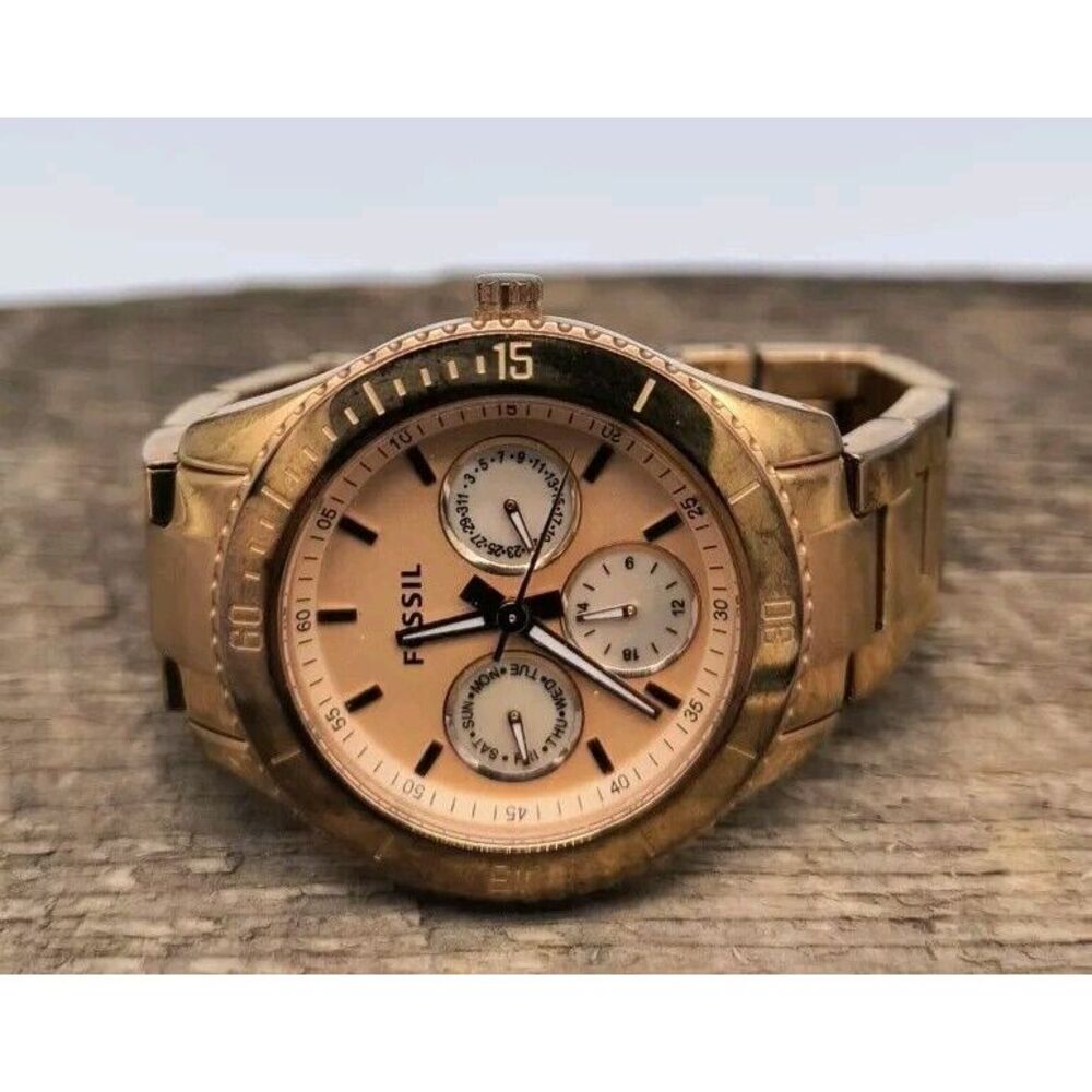 Ladies Fossil Rose Gold Toned Chronograph Wrist Watch - New Battery